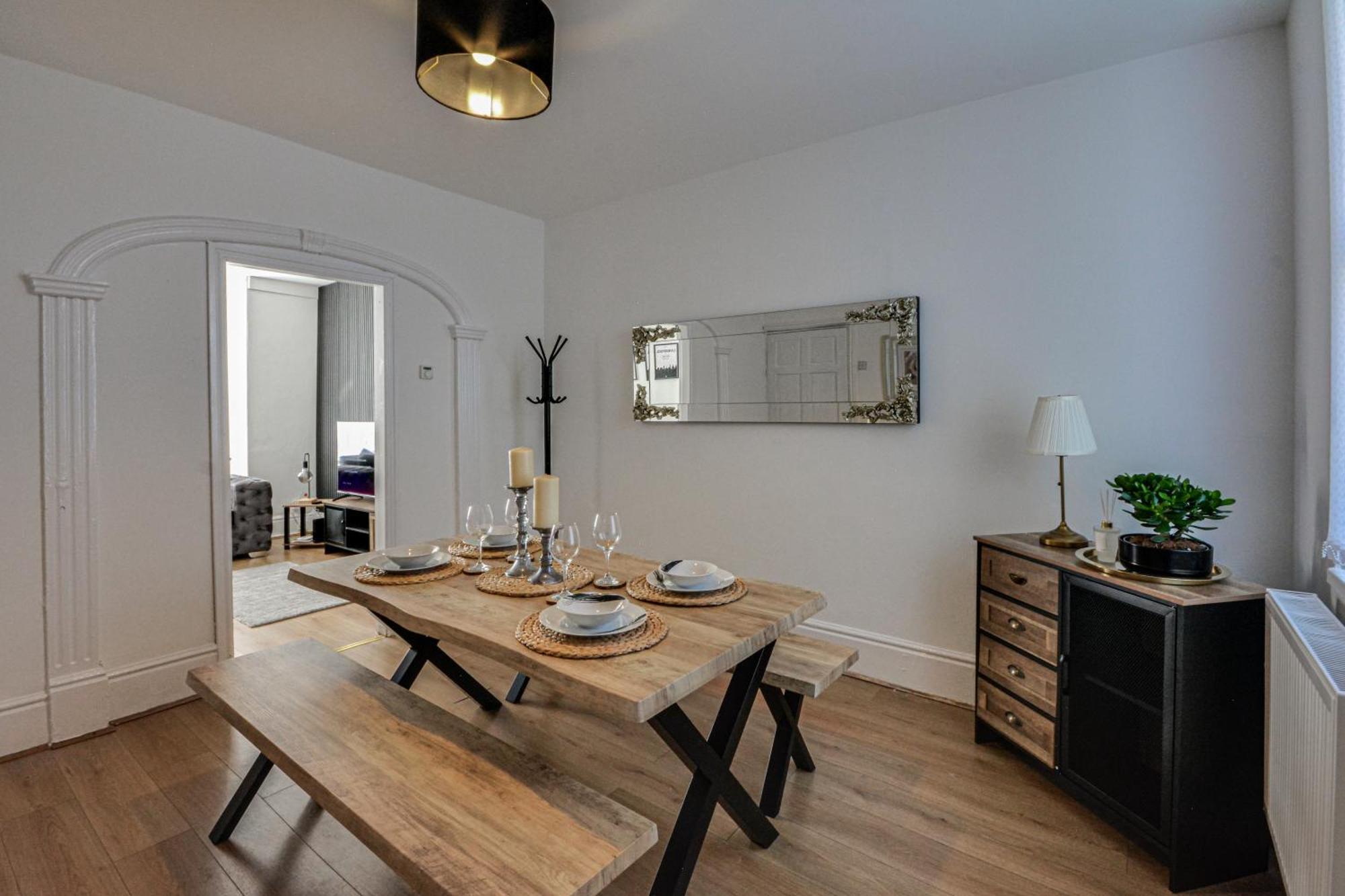 Stay With Alexandra 2 Free Parking - High Speed Free Wifi Liverpool Eksteriør bilde
